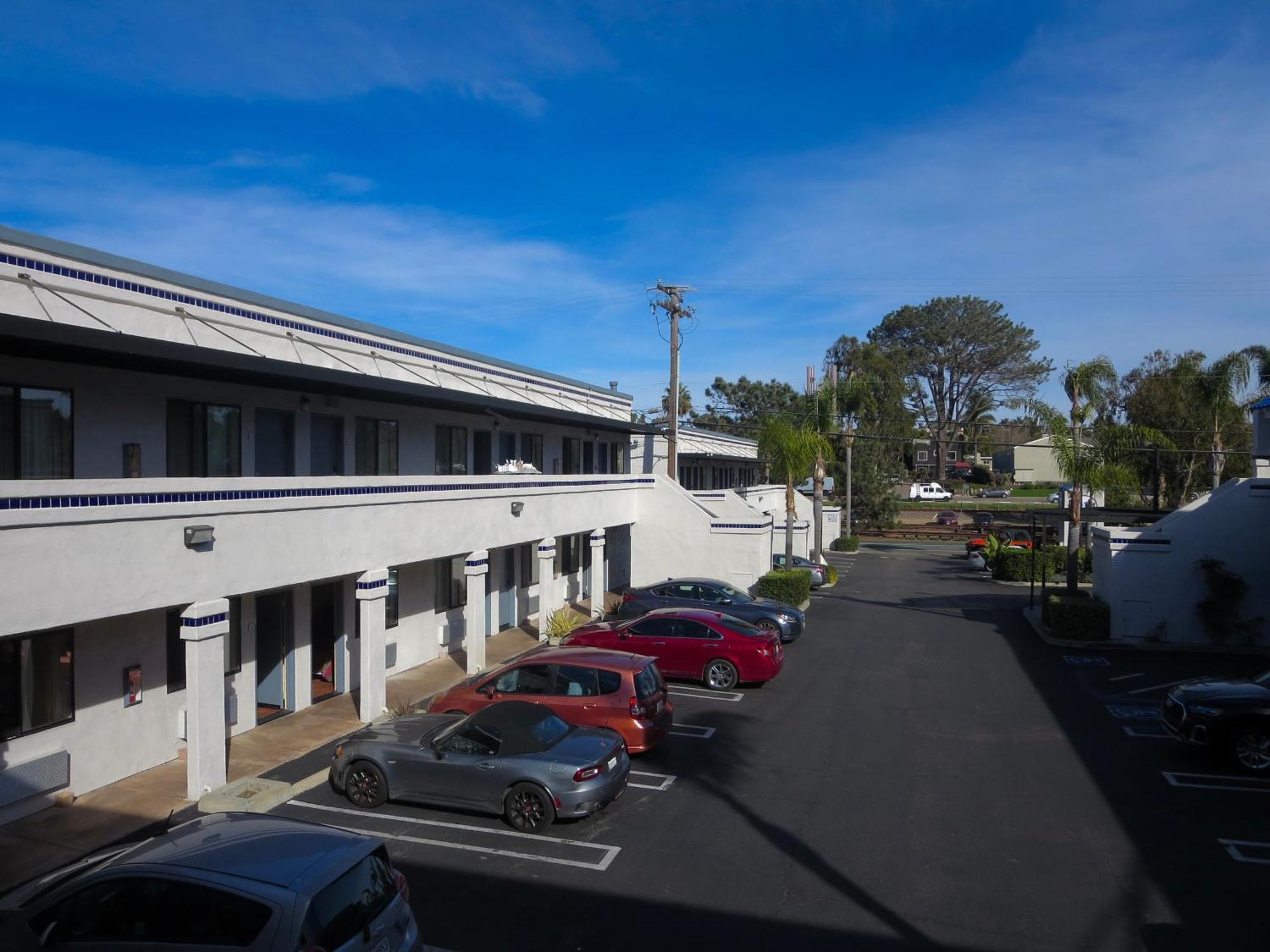 Rodeway Inn Encinitas North Buitenkant foto